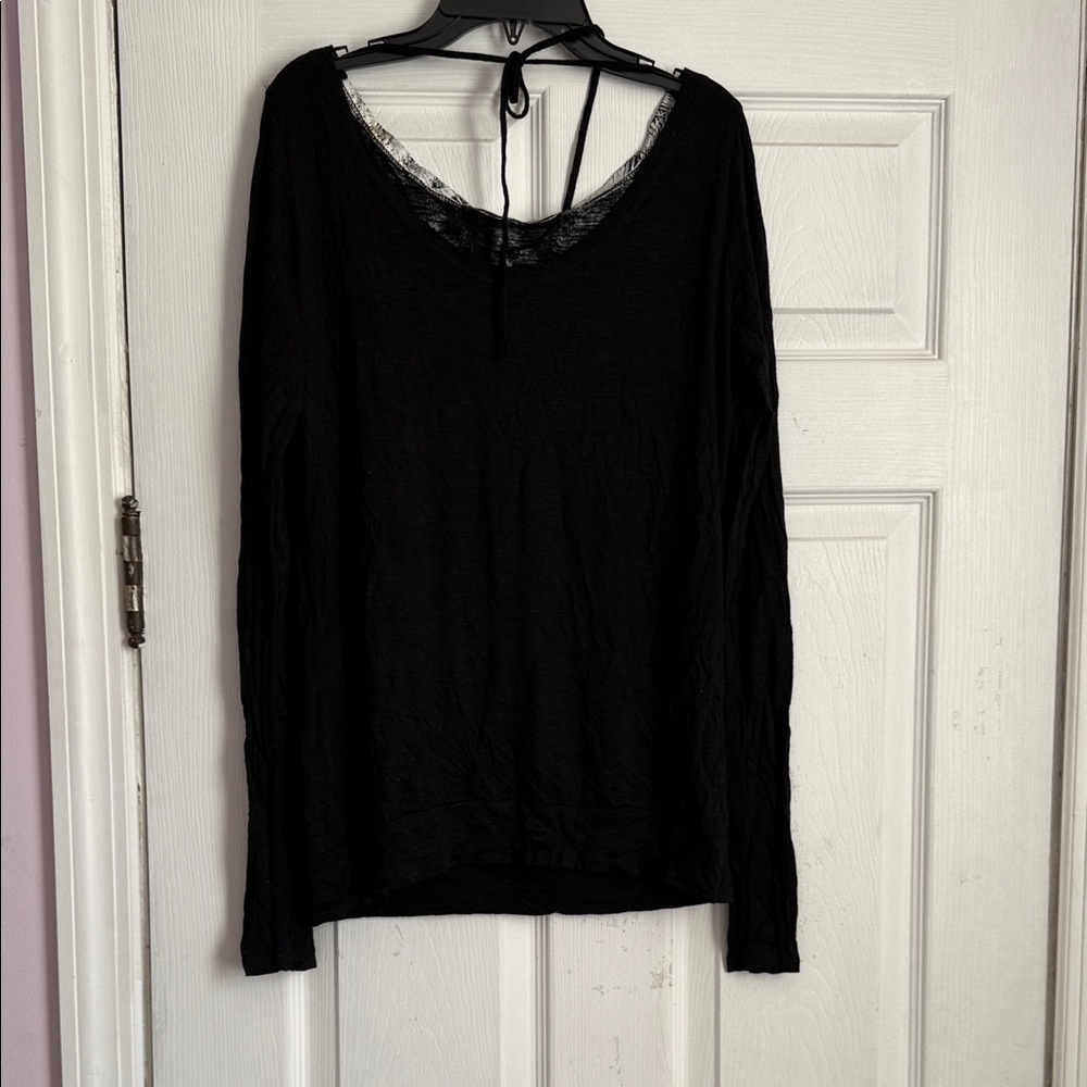 Miley Cyrus Miley max azria Black Feather Print Women's Top - Picture 3 of 3